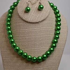 Faux pearl set